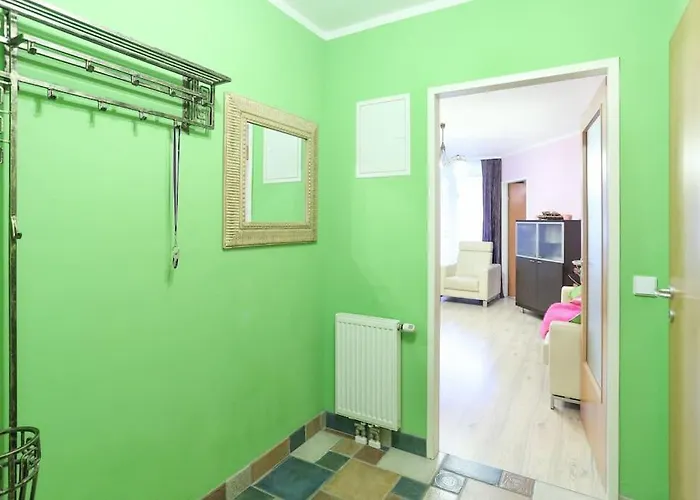 Citycenter+terrace+parking * Vienne